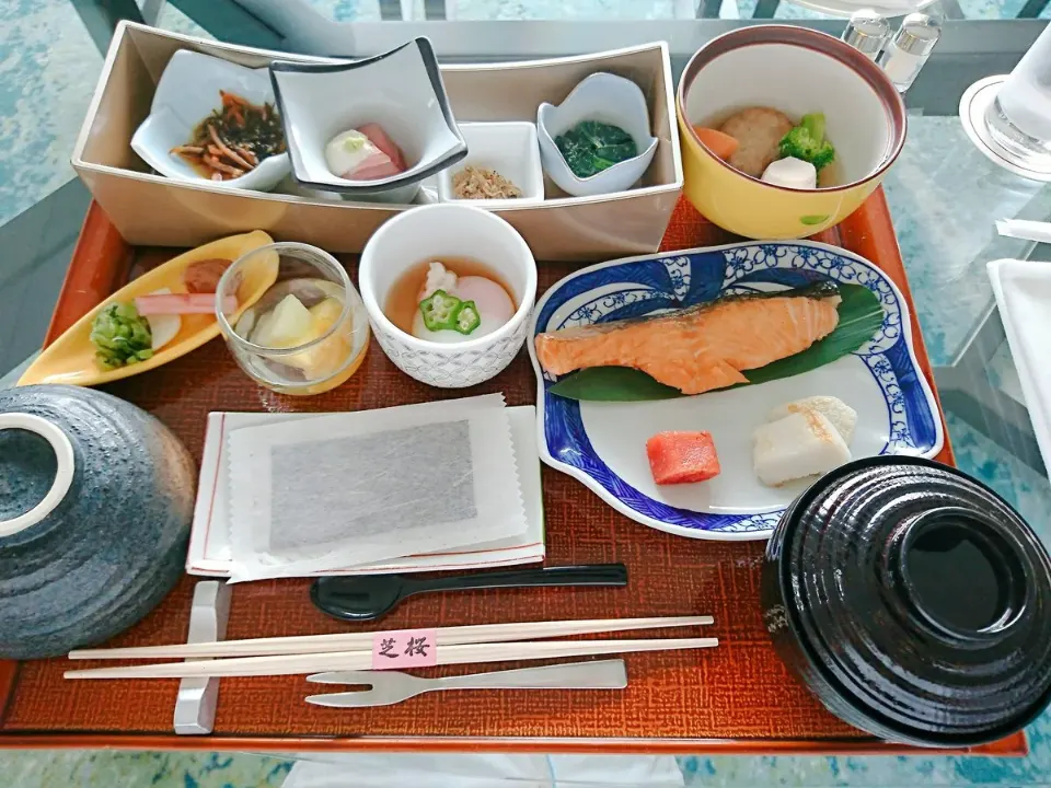朝食の和御膳